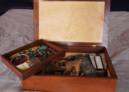 Walnut Box
                with tray