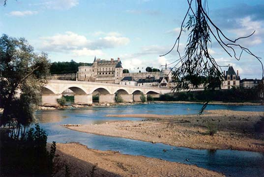 Amboise
                  from river
